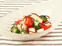 彩り野菜の塩こんぶマリネサラダ