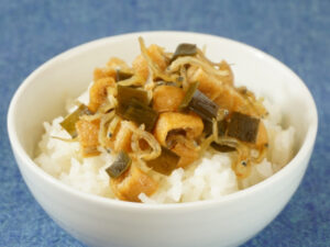 【だしをとった後の昆布で】昆布とじゃこのあまから煮