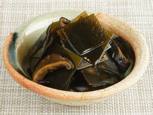 【だしをとった後の昆布で】だしがら昆布の佃煮
