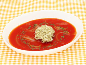 とろろ昆布のトマオニスープ