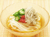 とろろ昆布の梅オクラそうめん