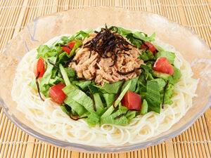 塩こんぶのサラダそうめん